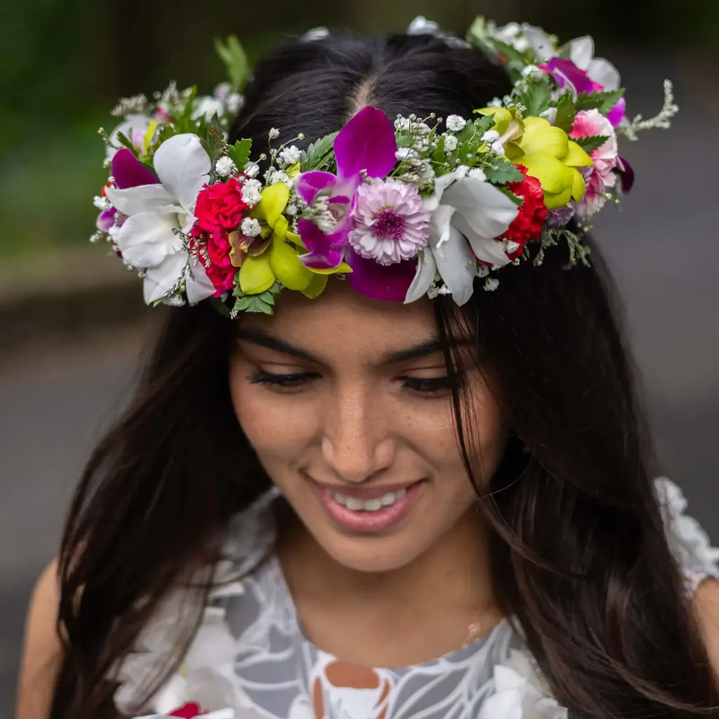 【冬バーゲン★特別送料無料！】 Colorful Flower Haku - Handcrafted Hawaiian Headpiece フラダンス